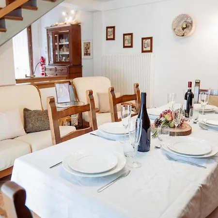 Chalet Minou Mountain Retreat