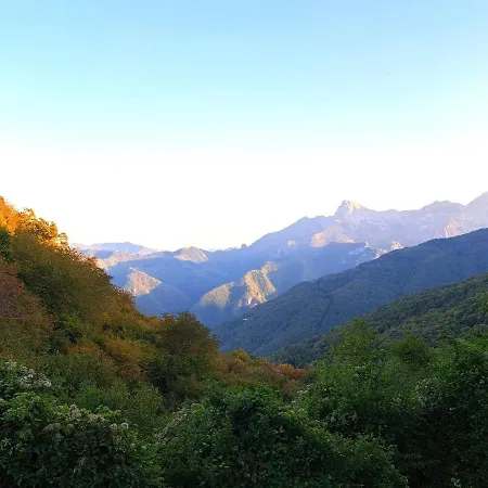 Chalet Minou Mountain Retreat